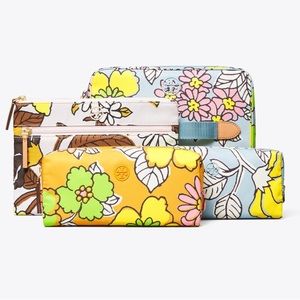 🌺NWT !! Tory Burch Cosmetics Case Set !!🌸